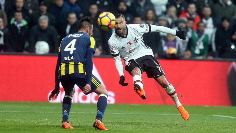 Có lẽ Ricardo Quaresma là bậc thầy trivela
