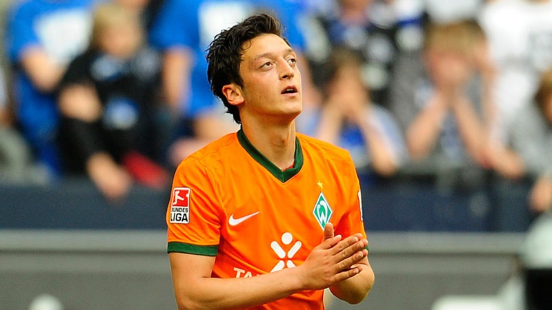 Boi canh va diem nong