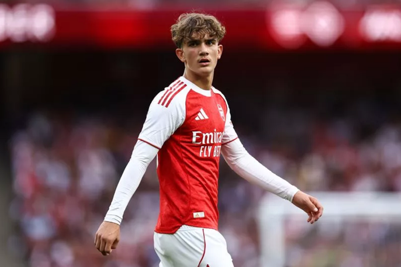 Xuan Son va the he vang cua bong da Viet Nam: Ai se dan dat tuong lai?